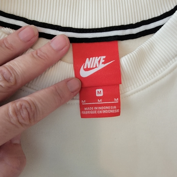 Nike women's sweatshirt - Picture 4 of 4